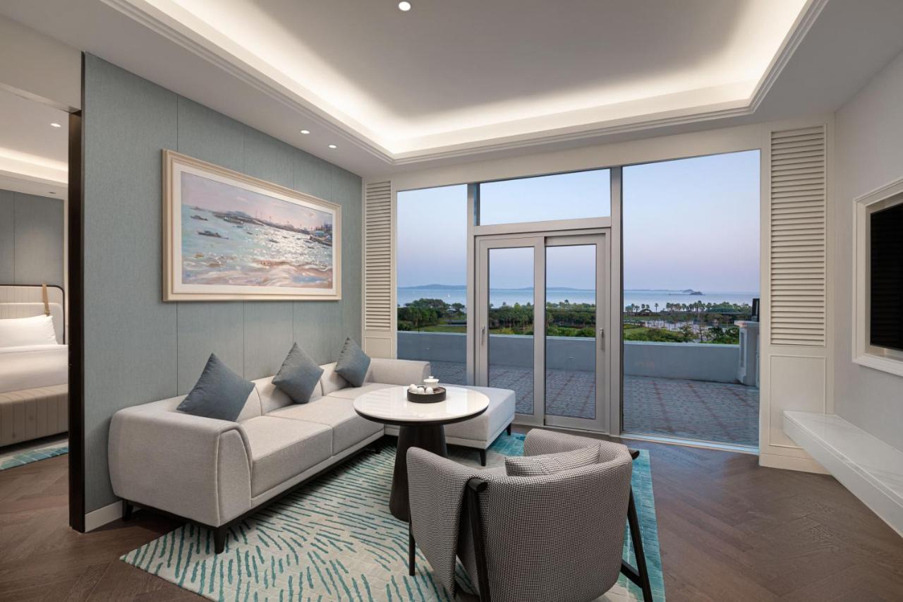 Xiamen International Seaside Hotel -Hotel Corridor Leads To The Stone Exhibition Hall Exterior foto